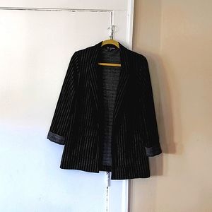 Oversized pinstripe blazer